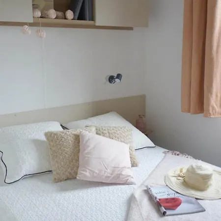 Les Mobilhomes Helvetiques 4 Etoiles Mar Estang En Roussillon Kemp Canet-en-Roussillon