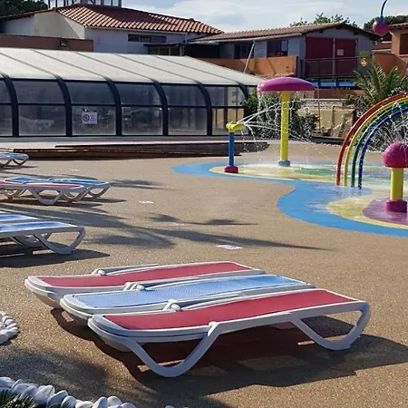 Camping Les Mobilhomes Helvétiques 4 étoiles Mar Estang En Roussillon Canet-en-Roussillon