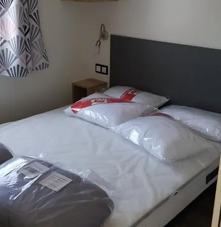 Les Mobilhomes Helvetiques 4 Etoiles Mar Estang En Roussillon * Canet-en-Roussillon
