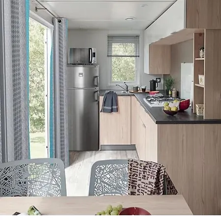 Les Mobilhomes Helvétiques 4 étoiles Mar Estang En Roussillon * Canet-en-Roussillon