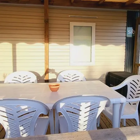 Les Mobilhomes Helvetiques 4 Etoiles Mar Estang En Roussillon * Canet-en-Roussillon