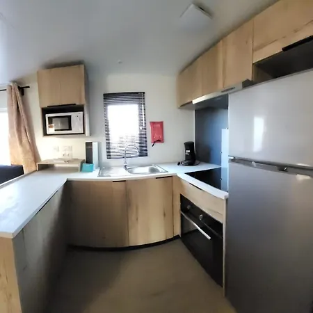 Les Mobilhomes Helvétiques 4 étoiles Mar Estang En Roussillon *