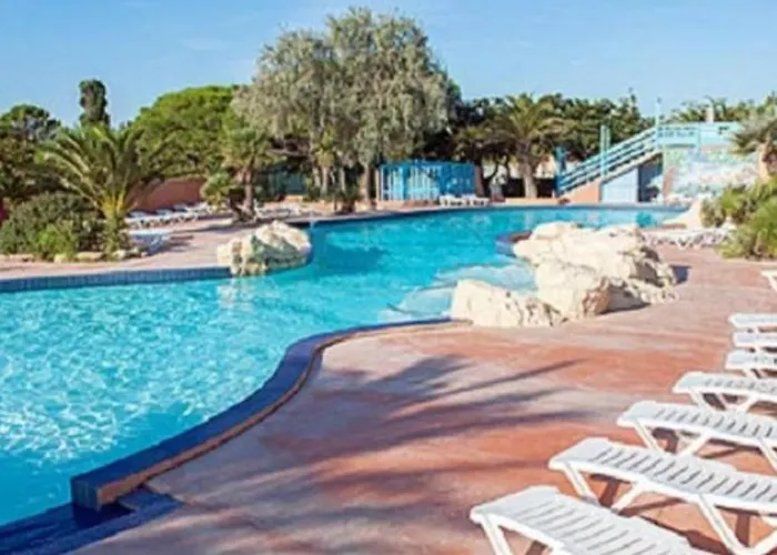 Les Mobilhomes Helvetiques 4 Etoiles Mar Estang En Roussillon Campsite Canet-en-Roussillon