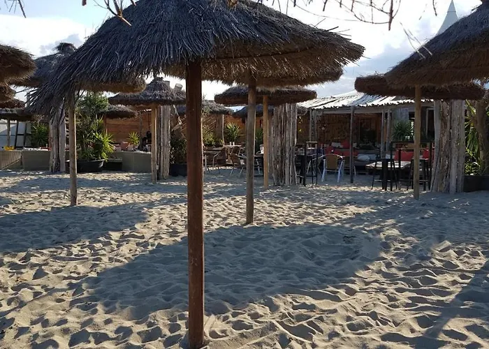 Les Mobilhomes Helvetiques 4 Etoiles Mar Estang En Roussillon * Canet-en-Roussillon