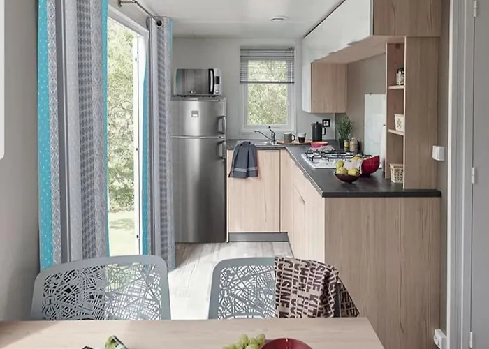 Les Mobilhomes Helvetiques 4 Etoiles Mar Estang En Roussillon * Canet-en-Roussillon