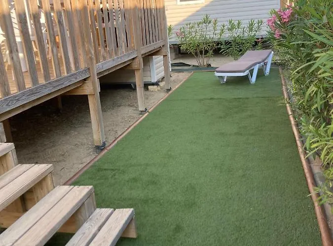 Les Mobilhomes Helvetiques 4 Etoiles Mar Estang En Roussillon Campsite *