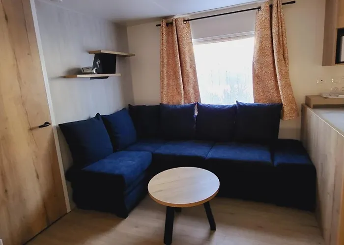 Les Mobilhomes Helvetiques 4 Etoiles Mar Estang En Roussillon Campsite *