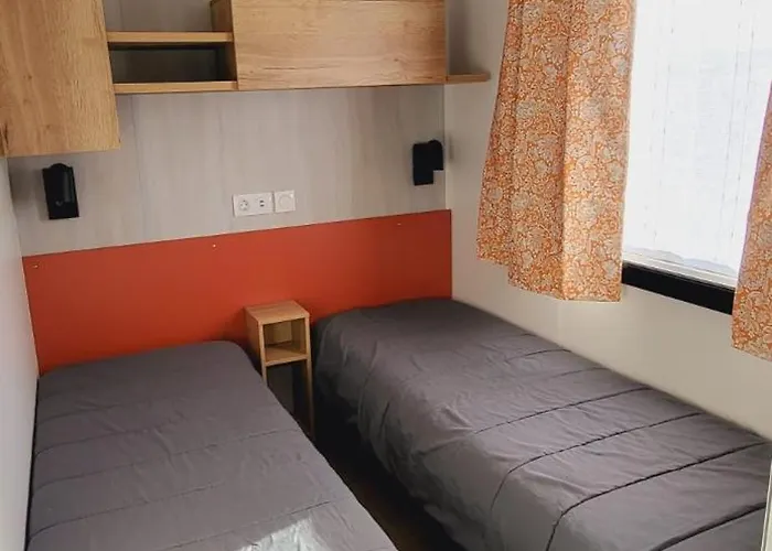 Les Mobilhomes Helvetiques 4 Etoiles Mar Estang En Roussillon Canet-en-Roussillon