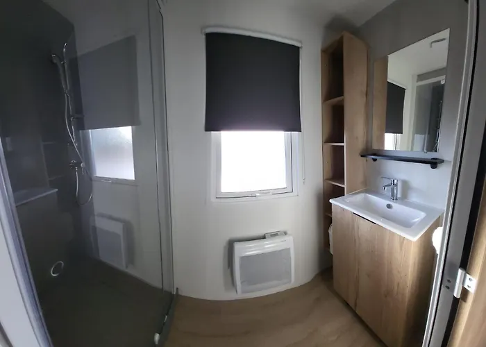 Les Mobilhomes Helvetiques 4 Etoiles Mar Estang En Roussillon