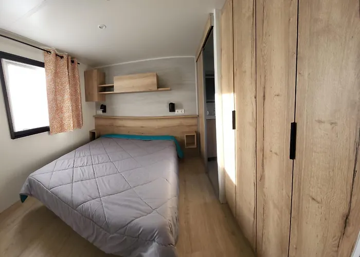Les Mobilhomes Helvetiques 4 Etoiles Mar Estang En Roussillon