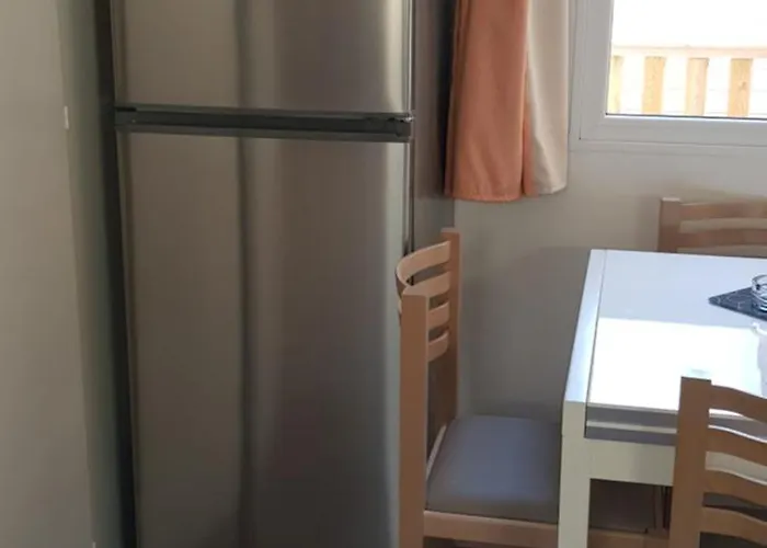 Campsite Les Mobilhomes Helvetiques 4 Etoiles Mar Estang En Roussillon *